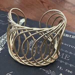 Elegant Gold Wire Cuff Bracelet